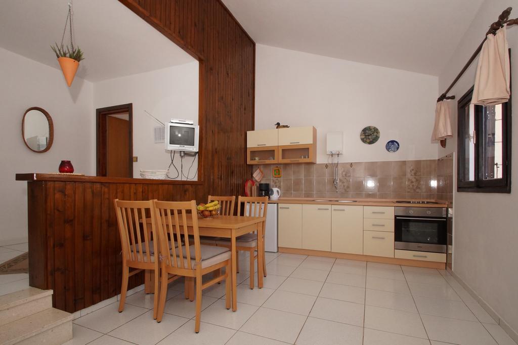 South Island Apartments Korcula Town Exterior photo
